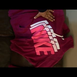 Nike pullover